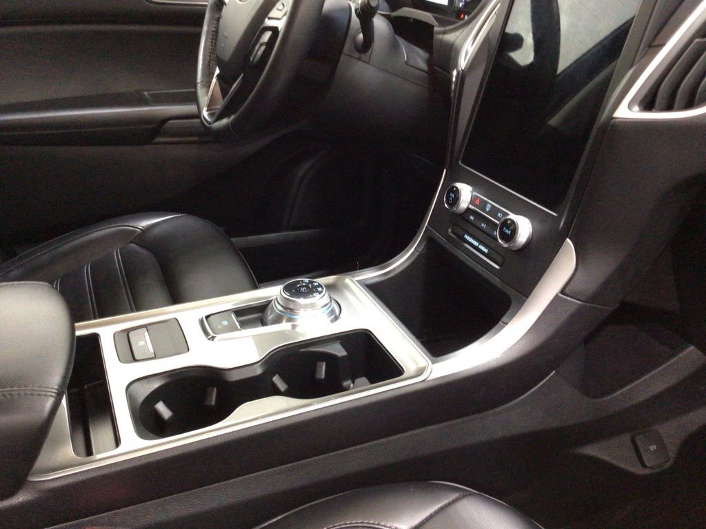 Used 2024 Ford Edge SUV