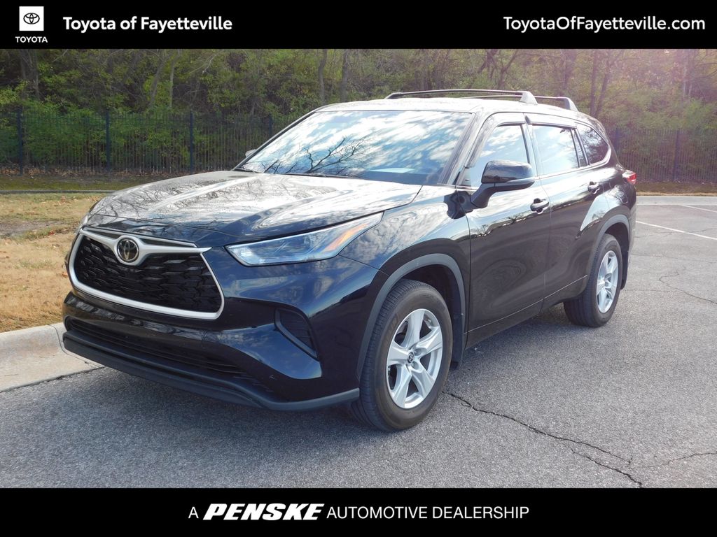 Thumbnail: 2022 Toyota Highlander - 1