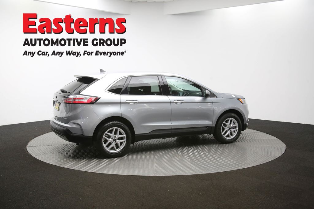 Used 2024 Silver Ford SEL image 40