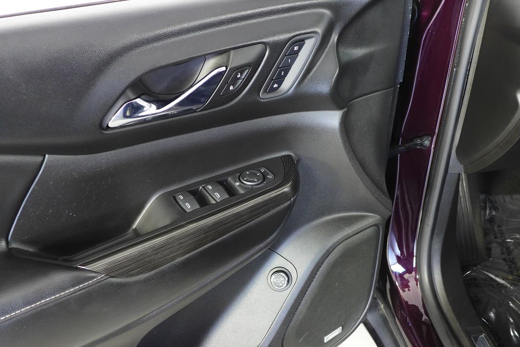 Thumbnail: 2017 GMC Acadia - 12