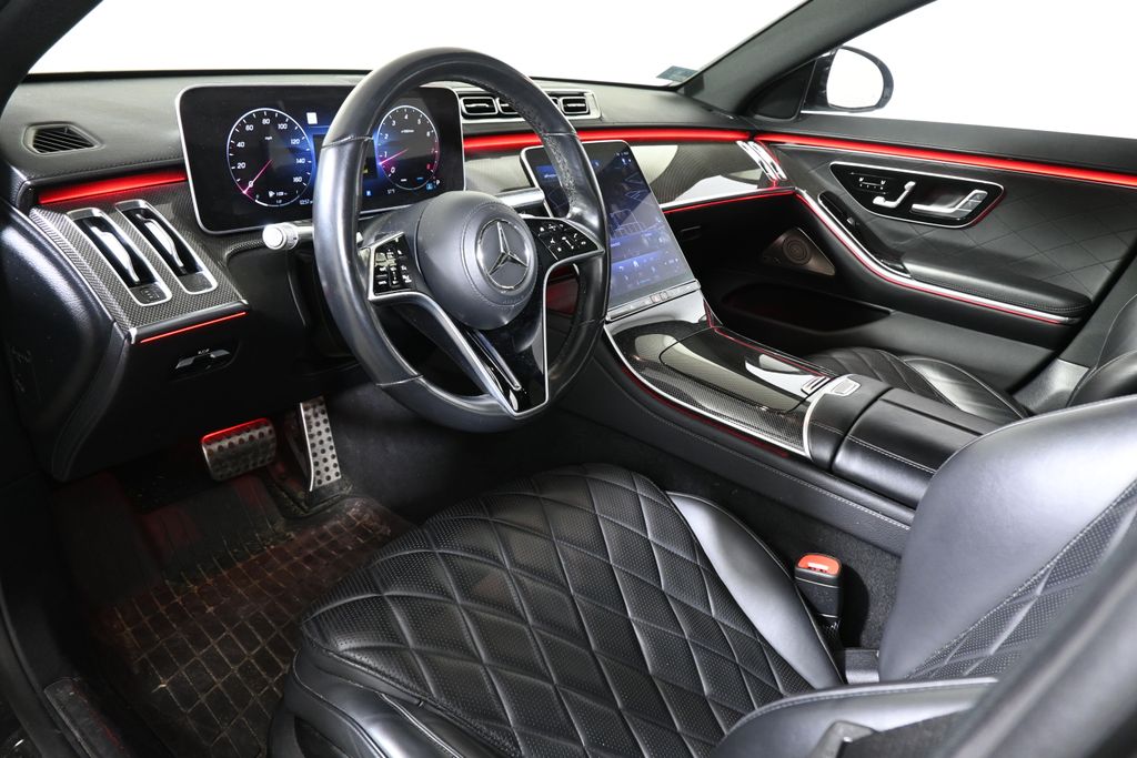 Thumbnail: 2023 Mercedes-Benz S-Class - 4
