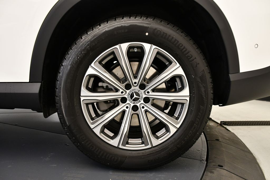 2025 Mercedes-Benz GLC 300 14