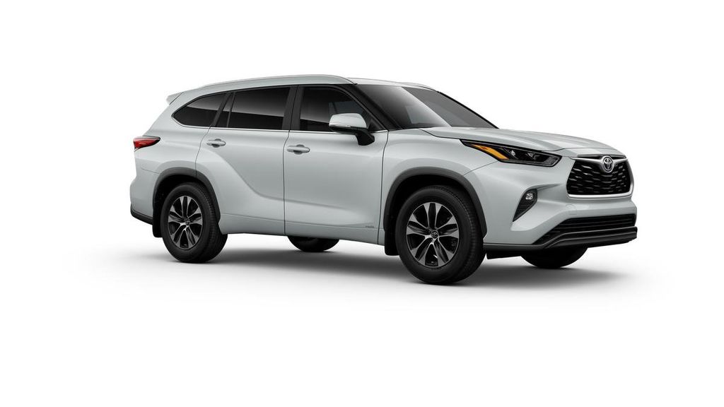 Thumbnail: 2025 Toyota Highlander - 14