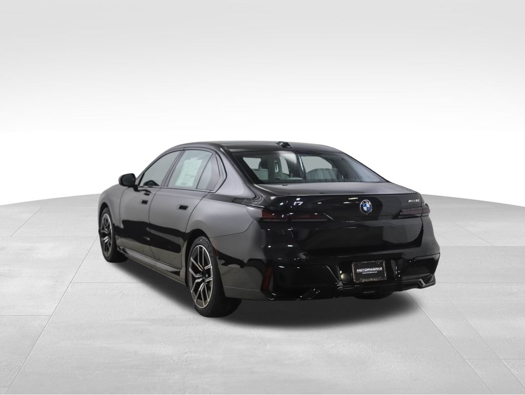 2025 BMW i7 xDrive60 3