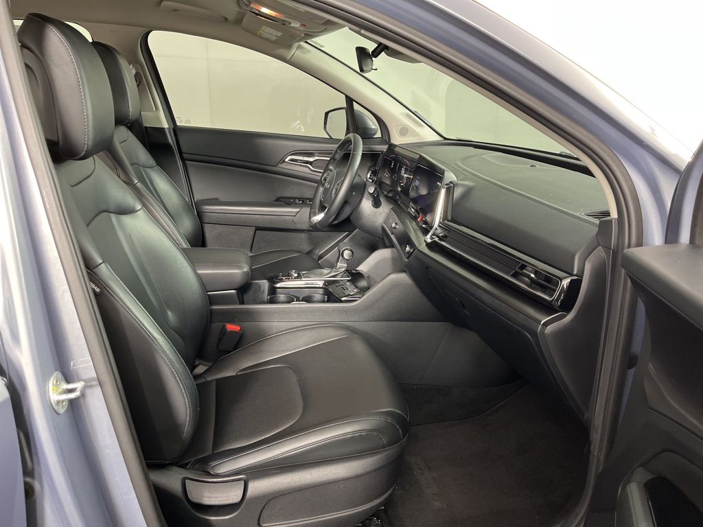 Thumbnail: 2023 Kia Sportage - 6