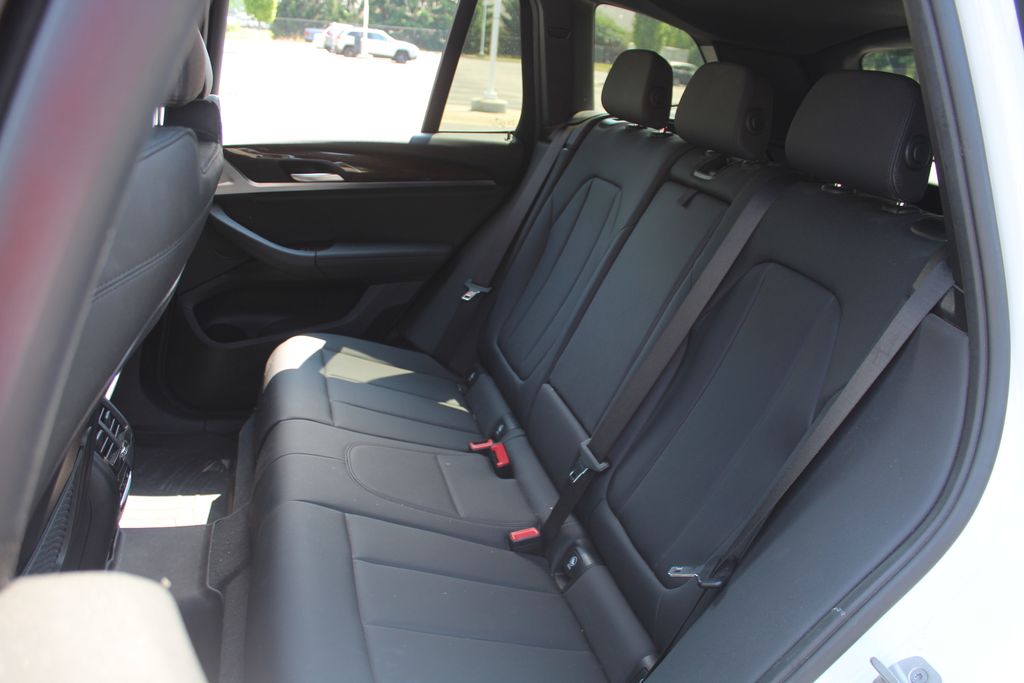 Thumbnail: 2021 BMW X3 - 13
