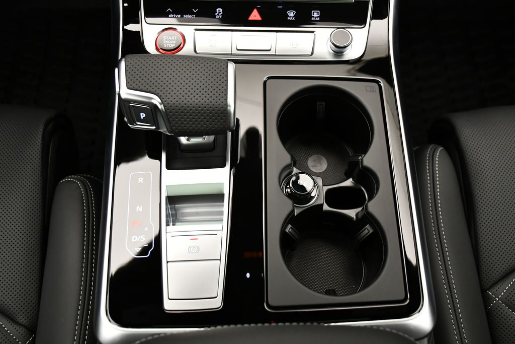 Thumbnail: 2026 Audi SQ8 - 28