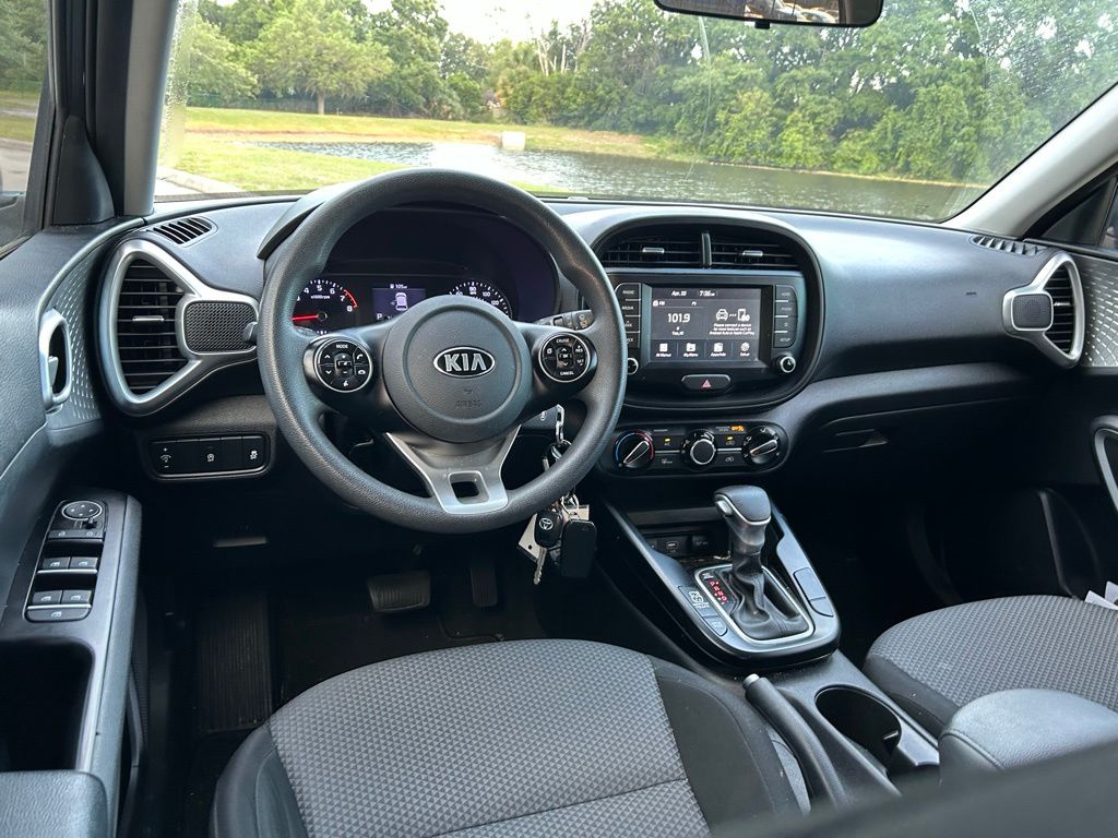 Thumbnail: 2020 Kia Soul - 12