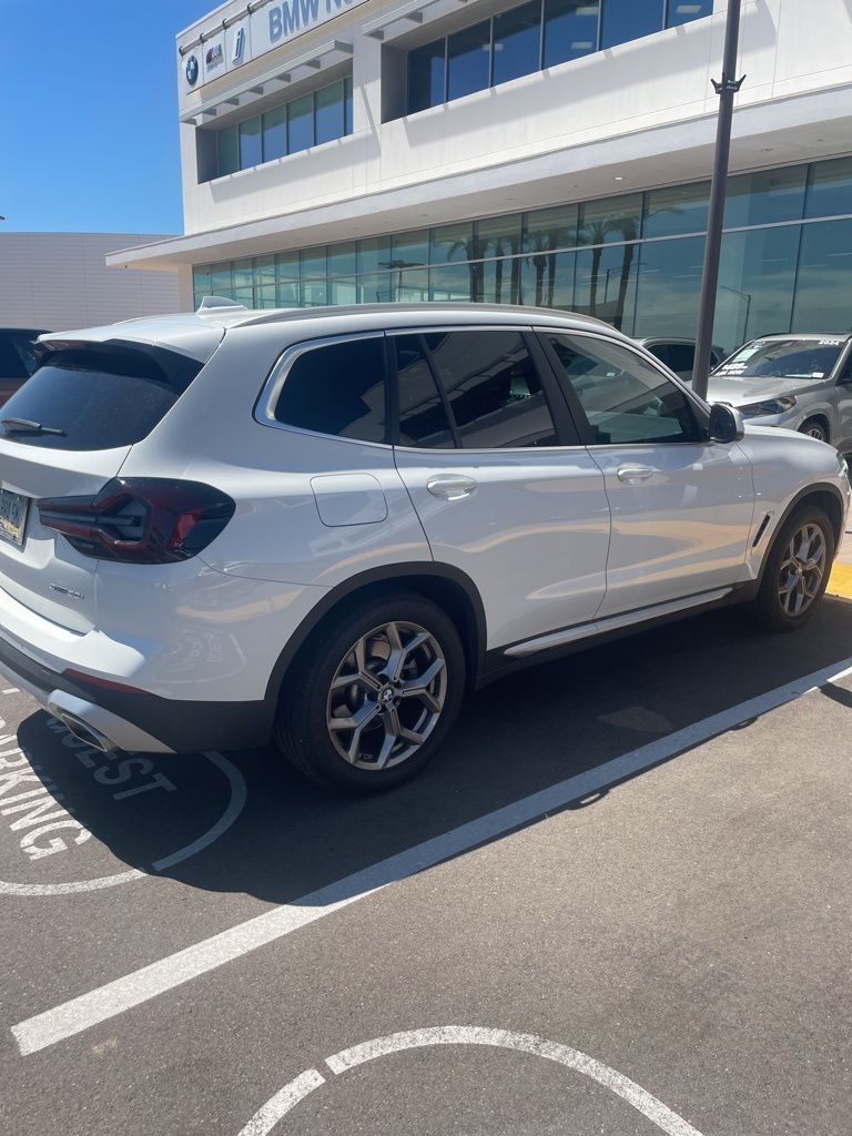 Thumbnail: 2023 BMW X3 - 3