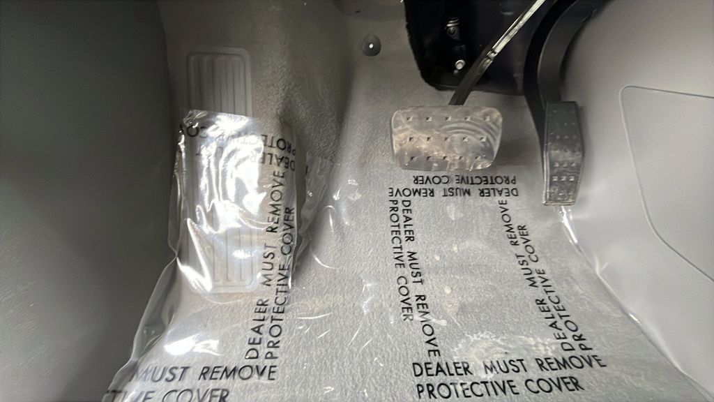 used 2023 Cadillac XT5 car, priced at $31,450