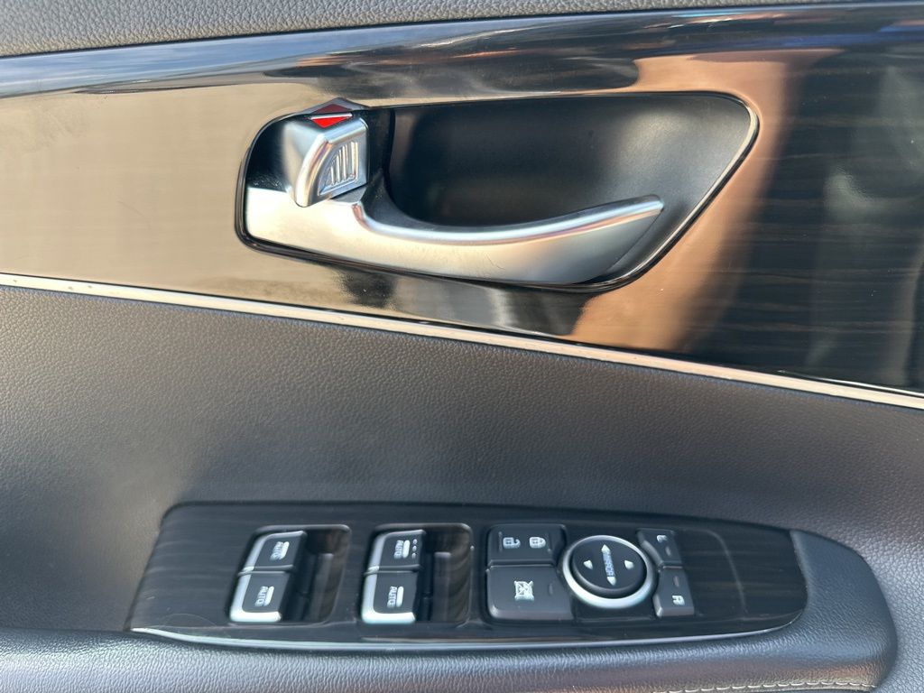 2020 Everlasting Silver Kia Sorento LX AWD SUV