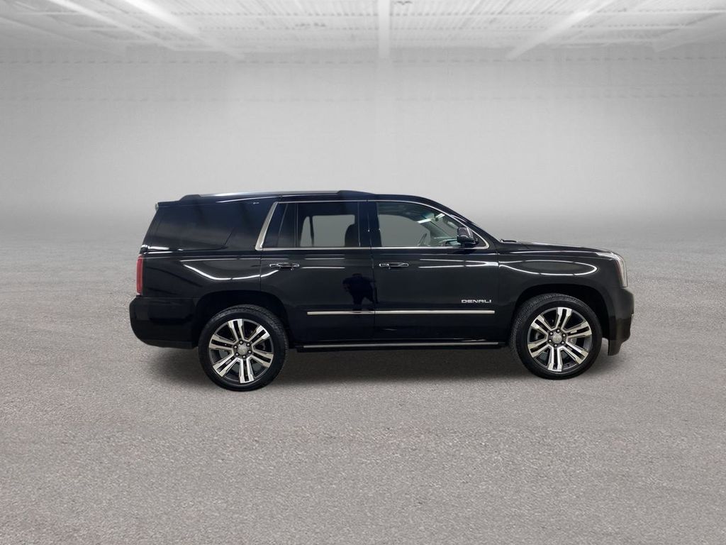 2018 GMC Yukon Denali photo