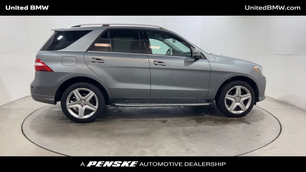 Thumbnail: 2014 Mercedes-Benz M-Class - 9