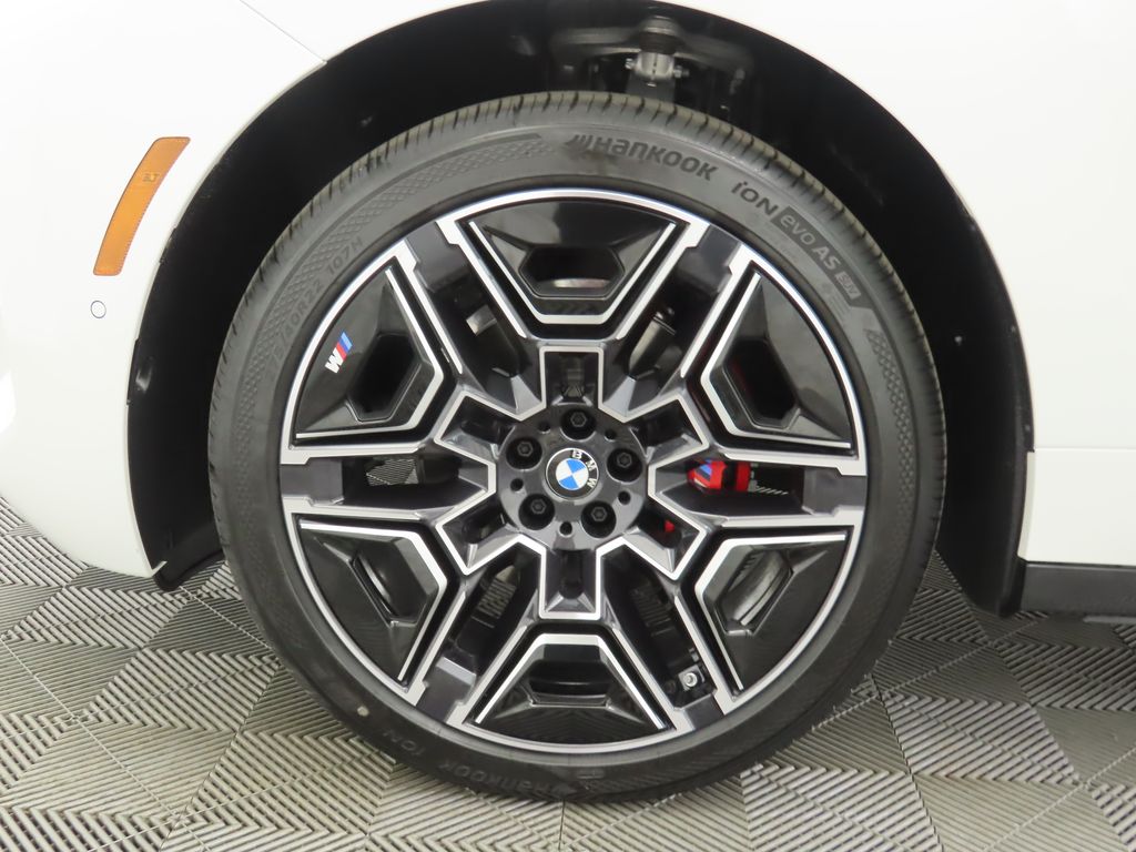 Thumbnail: 2026 BMW iX - 30