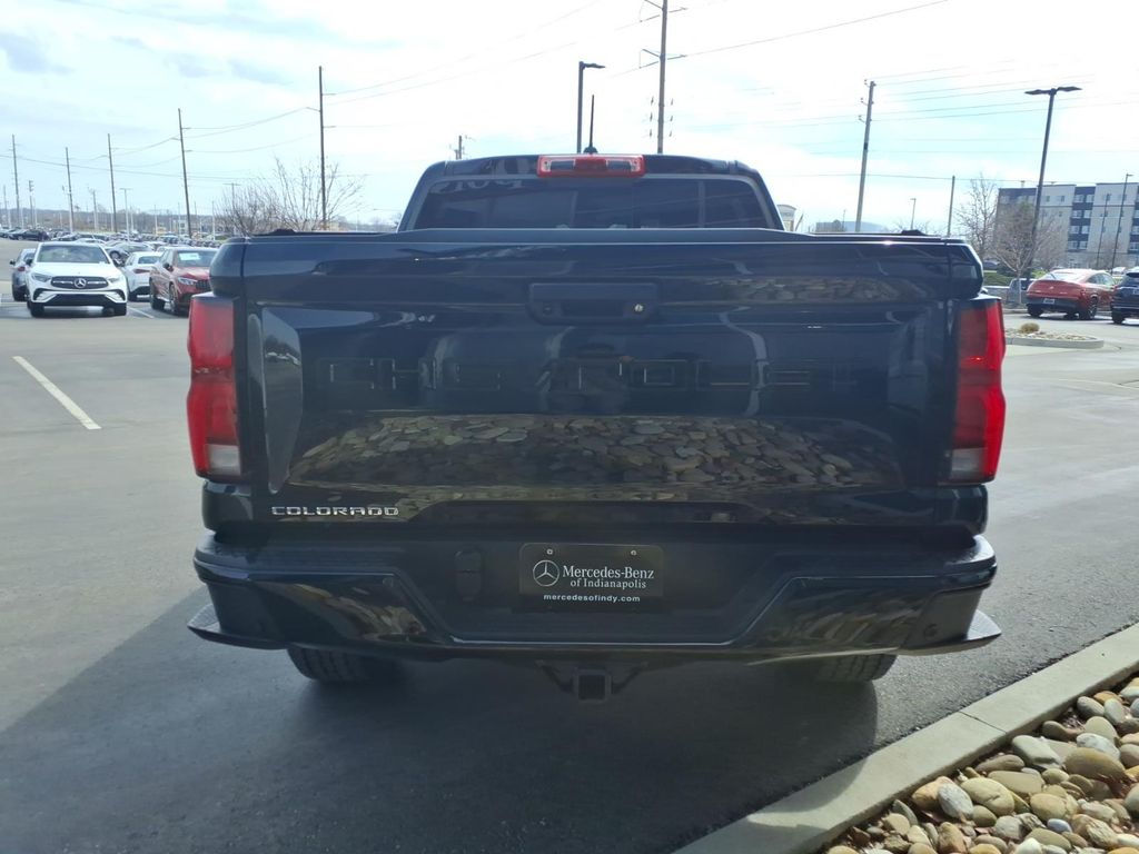 Used 2025 Black Chevrolet Z71 image 5