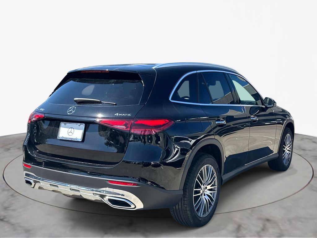 Thumbnail: 2026 Mercedes-Benz GLC - 5
