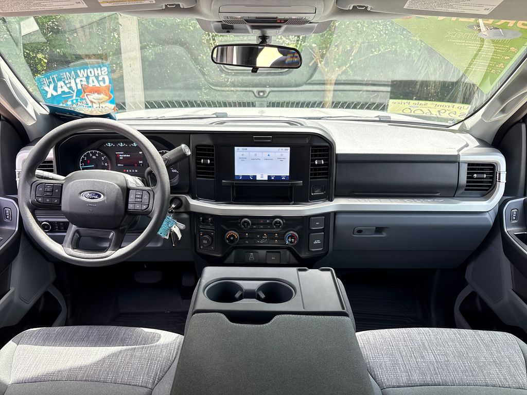 Used 2026 White Ford XLT image 8