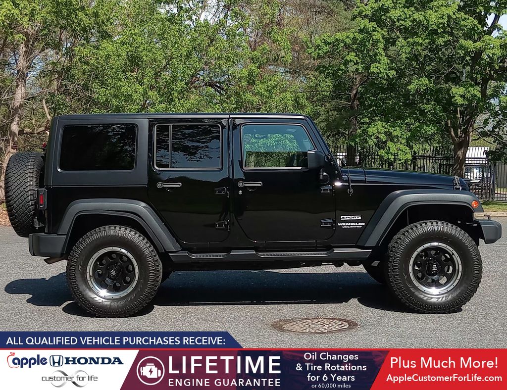 2016 Jeep Wrangler Unlimited Sport