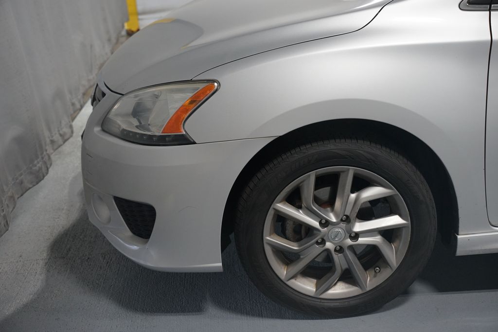 Thumbnail: 2013 Nissan Sentra - 5