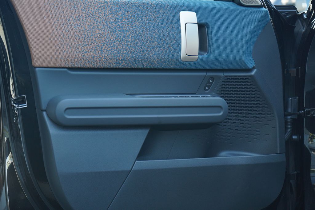 2025 MINI Cooper Countryman Iconic 24