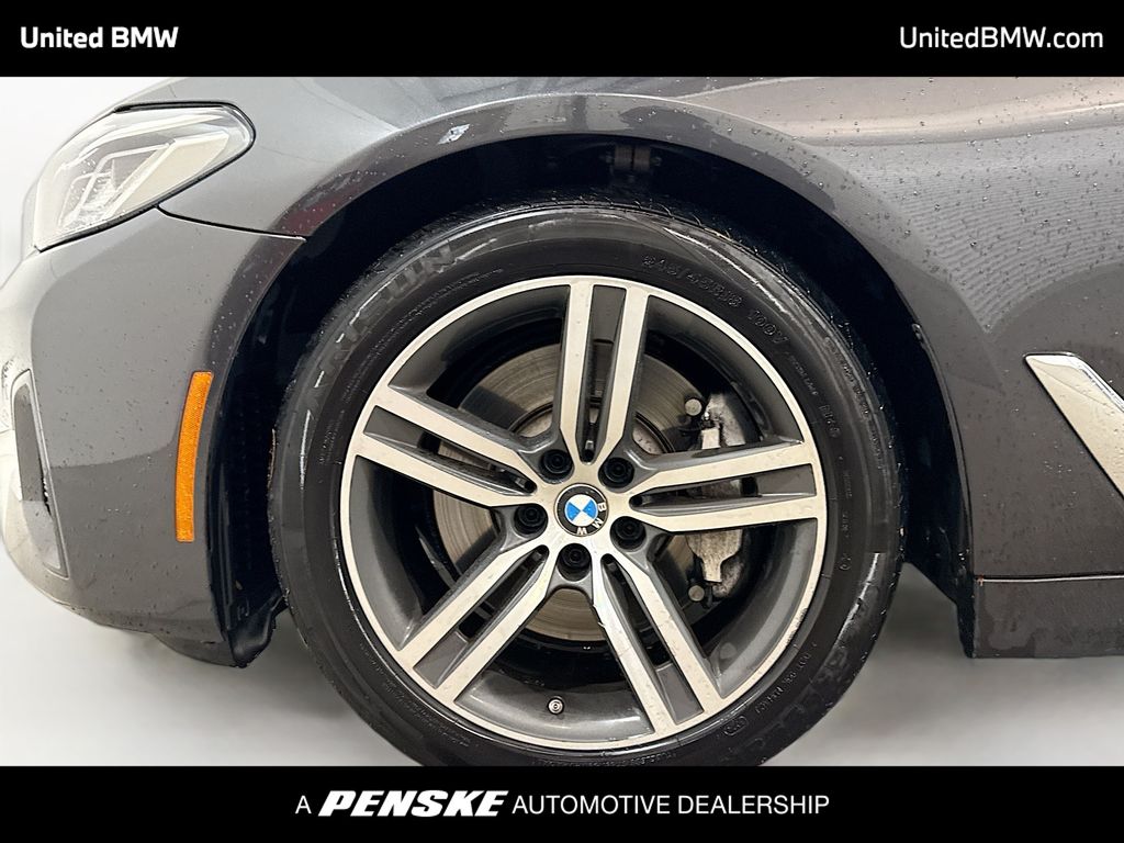 Thumbnail: 2021 BMW 5 Series - 2