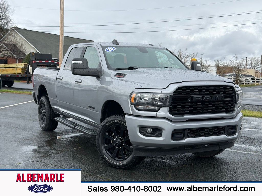 2024 RAM 2500 Big Horn Crew Cab 4WD