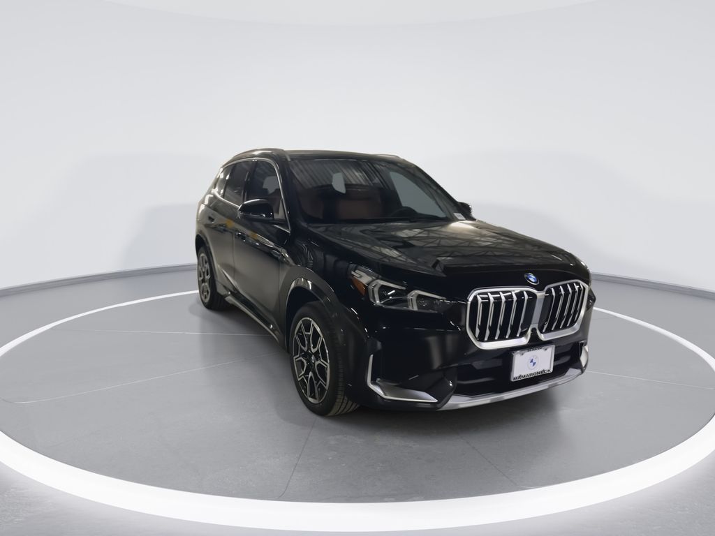 Thumbnail: 2026 BMW X1 - 2