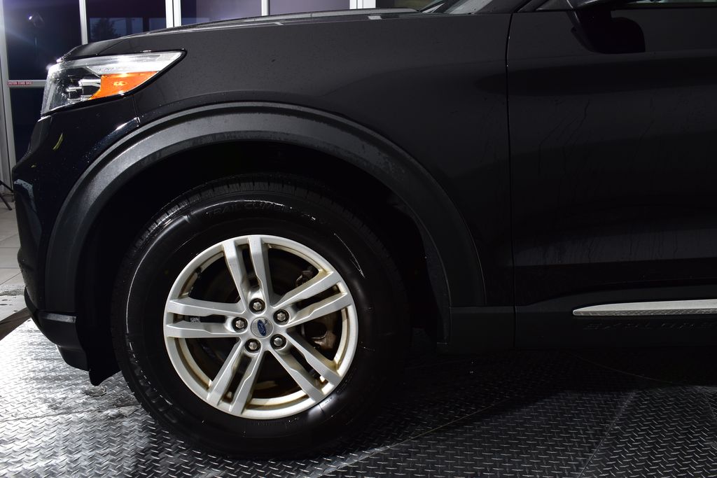 2022 Ford Explorer XLT 9