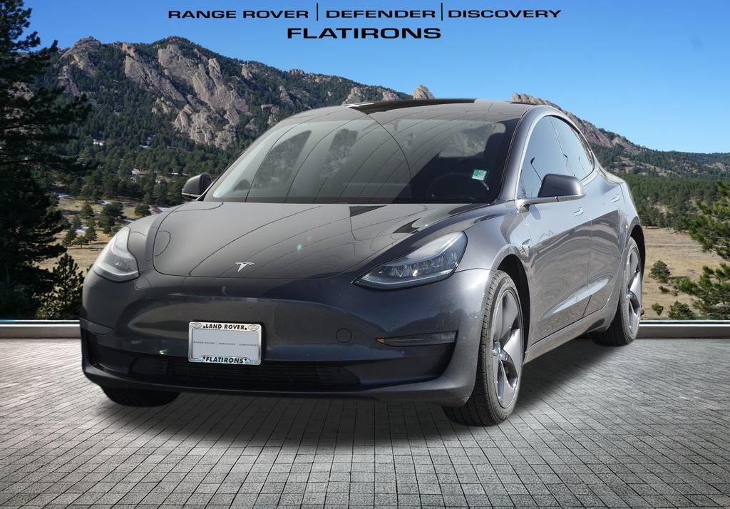 2018 Tesla Model 3 Mid Range 1