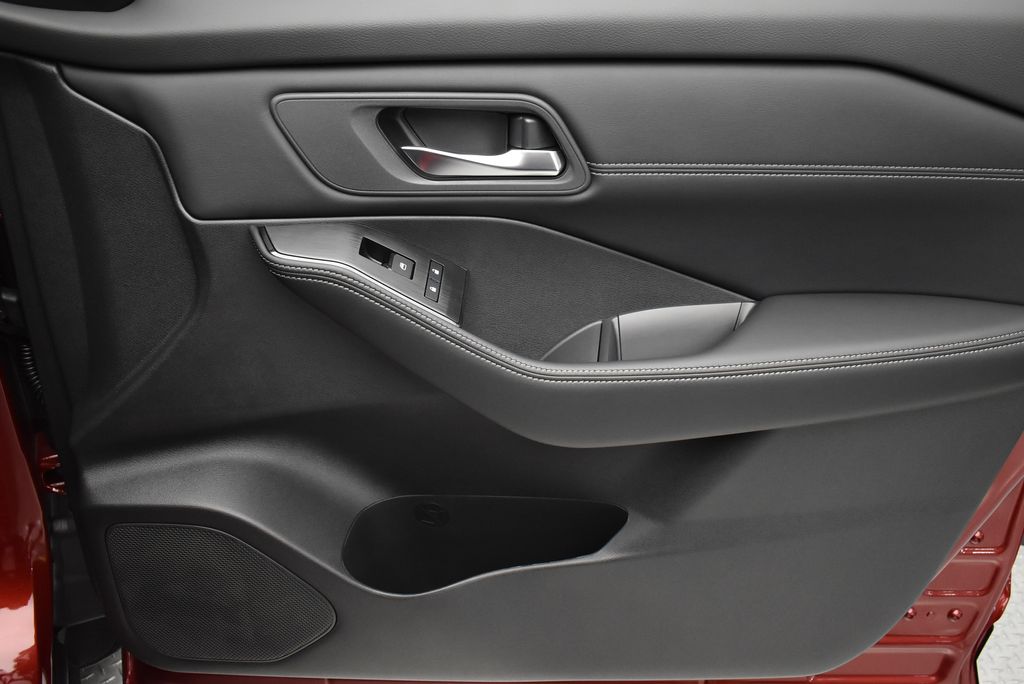 Thumbnail: 2026 Nissan Rogue - 23