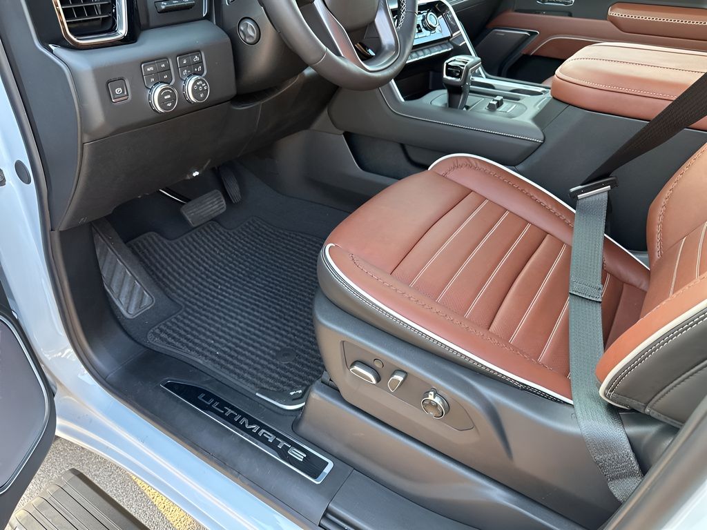 New 2026 White GMC Denali Ultimate image 28