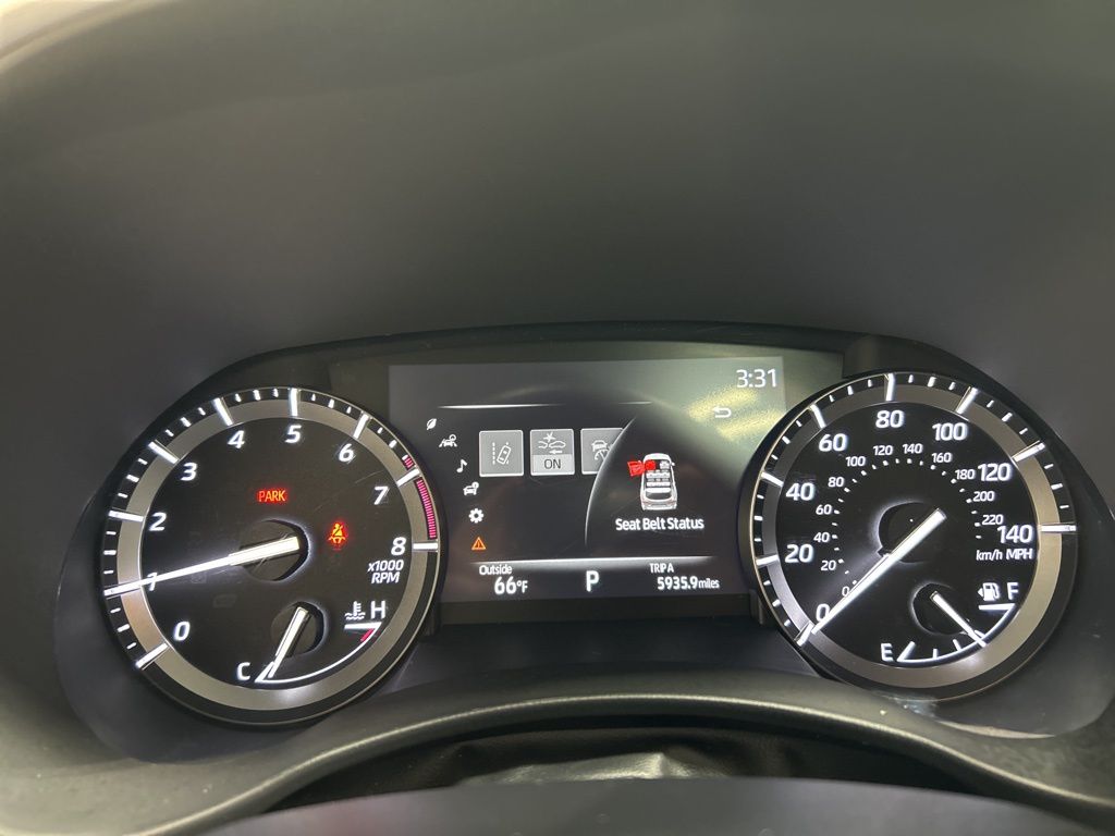 used 2021 Toyota Highlander car, priced at $34,908