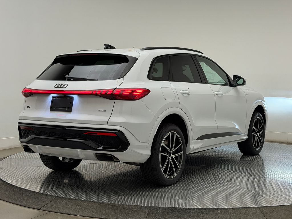 Thumbnail: 2026 Audi Q5 - 11