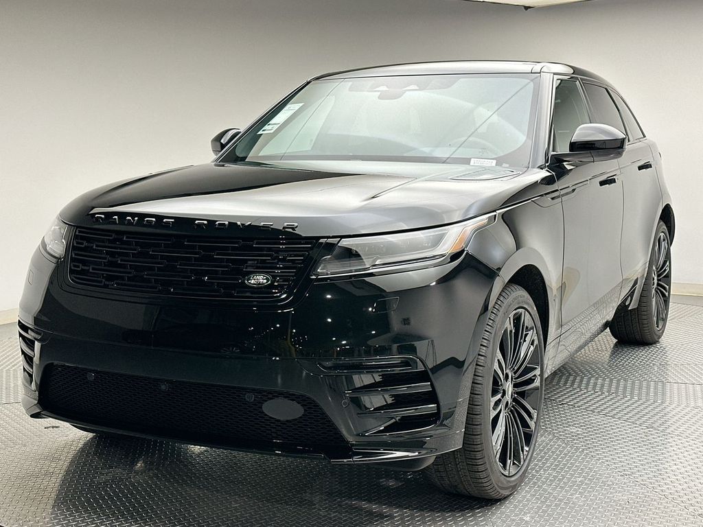 2025 Land Rover Range Rover Velar Dynamic SE -
                Paramus, NJ