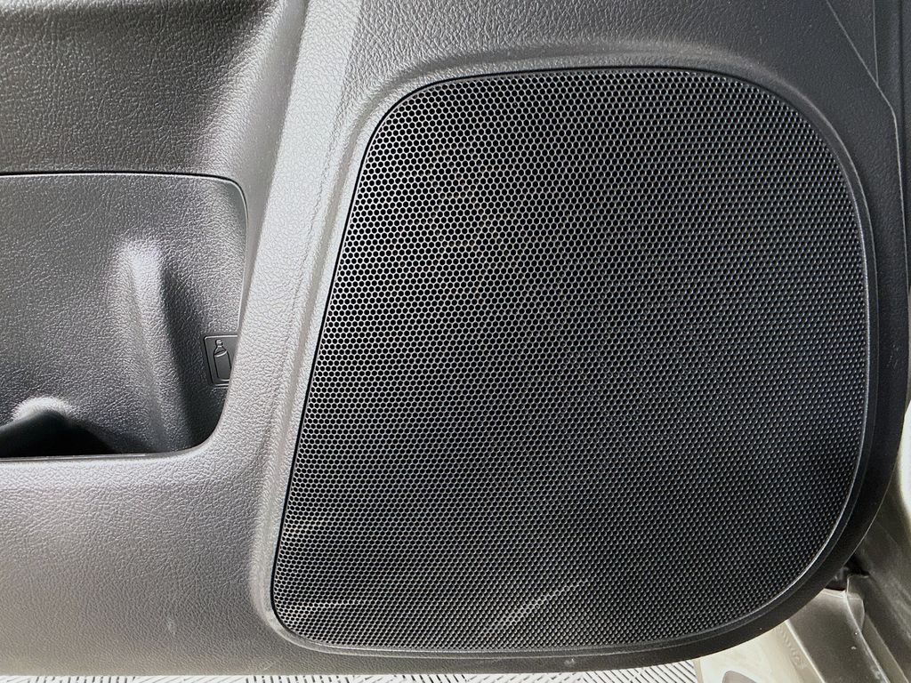2023 Lexus GX 460 19