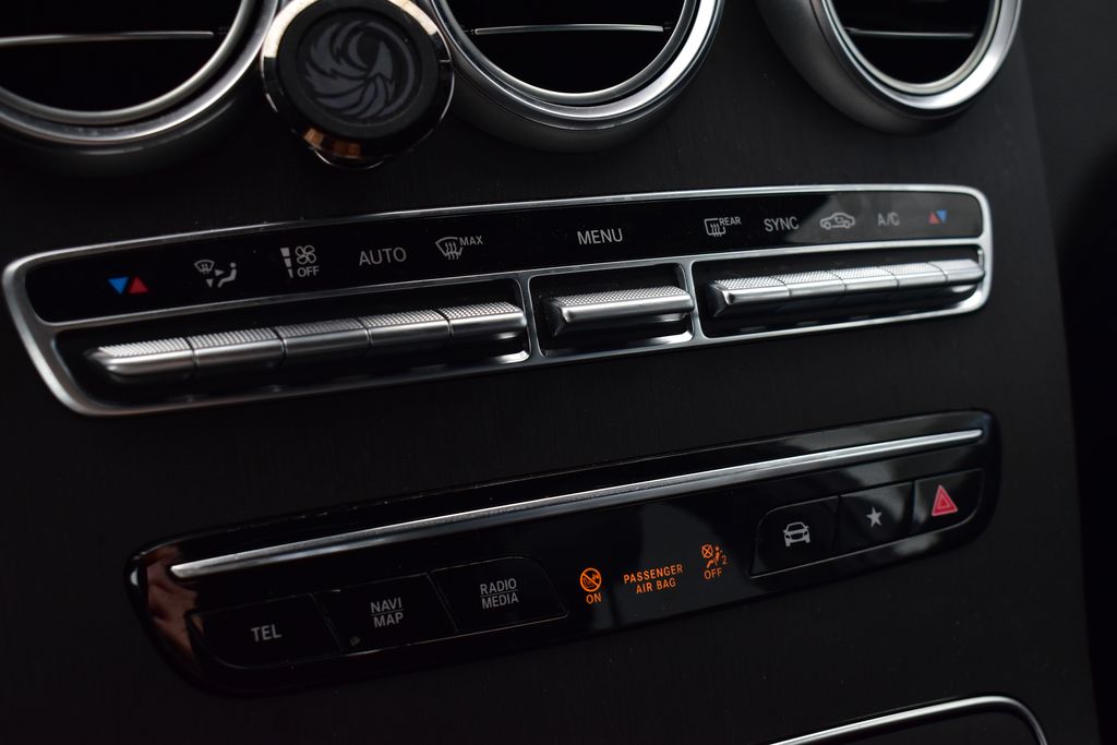 Thumbnail: 2021 Mercedes-Benz GLC - 21
