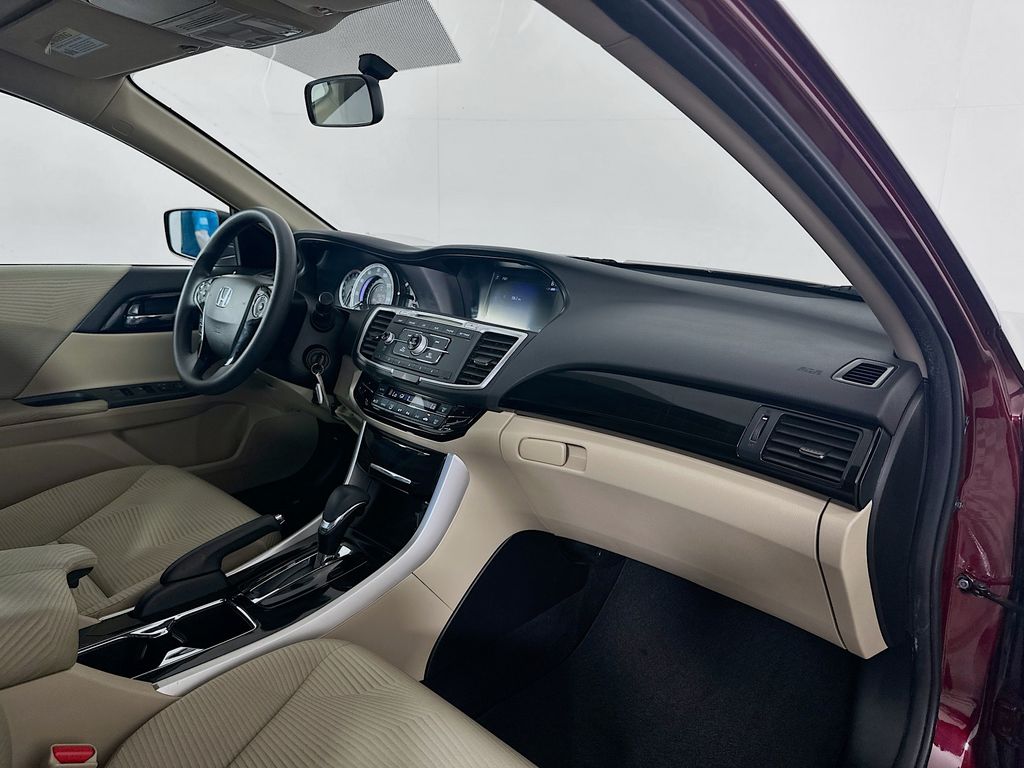 Thumbnail: 2016 Honda Accord - 27