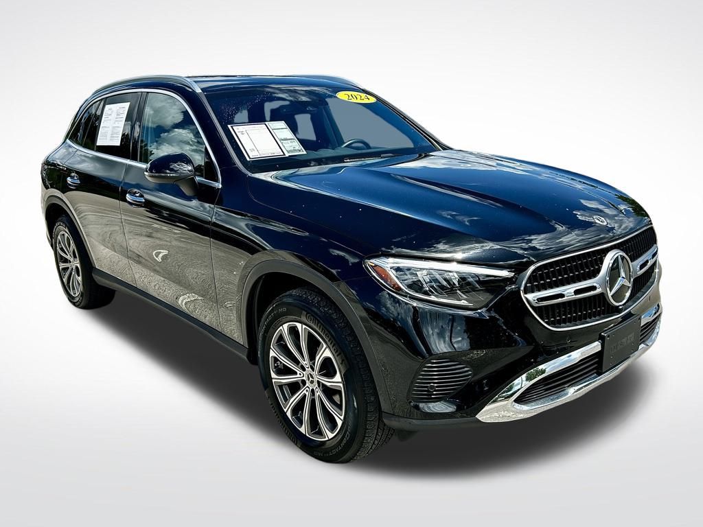 2024 Mercedes-Benz GLC GLC 300's photo