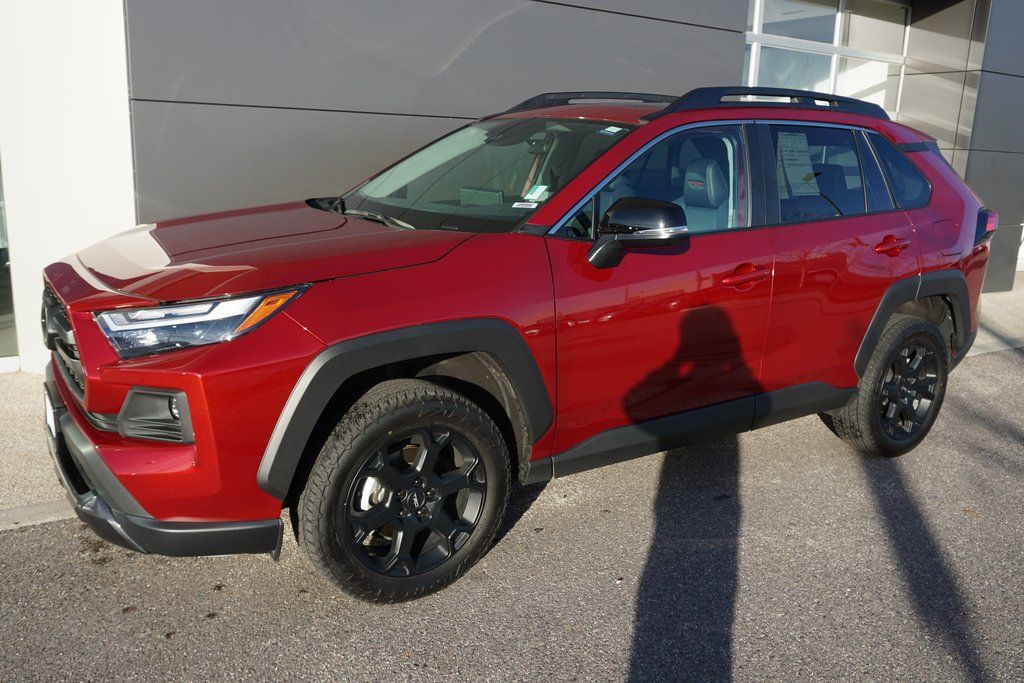 2024 Toyota RAV4 TRD Off Road 3