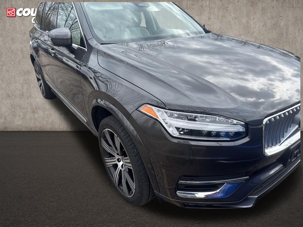 Platinum Gray Metallic 2024 Volvo XC90 B6 Plus Bright Theme 6-Passenger AWD SUV / Crossover All-Wheel Drive Automatic