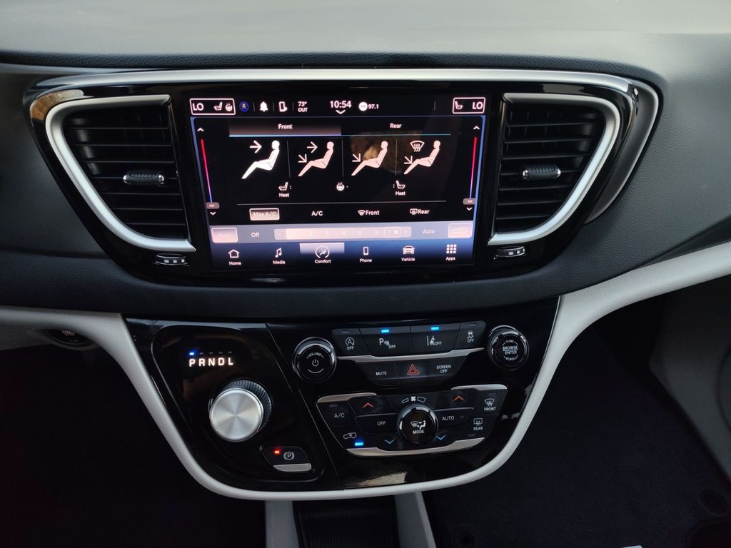 Used Car 2023 Chrysler Pacifica  Touring L For Sale Under $30,000 In Austin, Texas