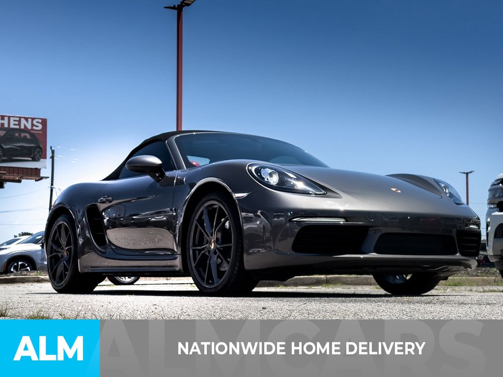 Used 2019 Grey Porsche Base image 4