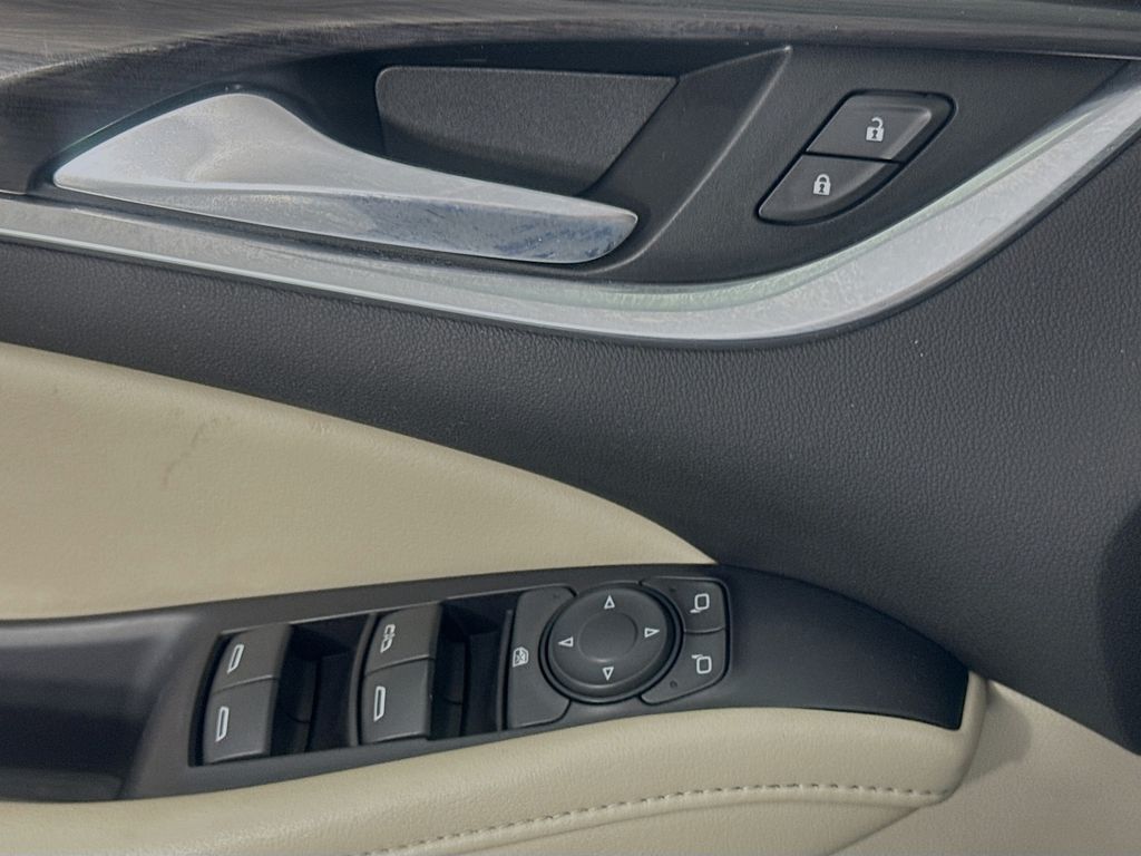 Used Car 2018 Buick Enclave  Essence For Sale Under $20,000 In Austin, Texas