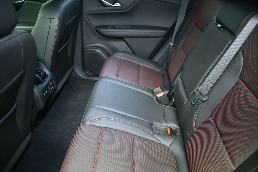 Thumbnail: 2019 Chevrolet Blazer - 30