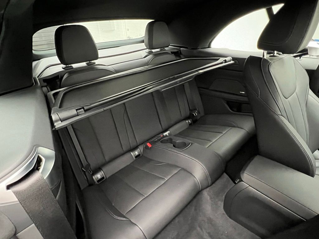 Thumbnail: 2026 BMW 4 Series - 13