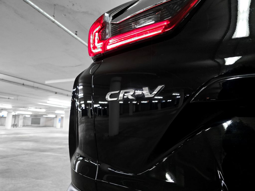 2020 Honda CR-V Hybrid Touring photo 8
