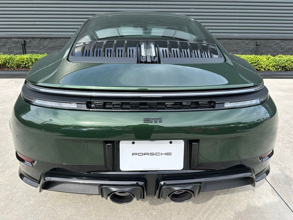 Thumbnail: 2026 Porsche 911 - 12