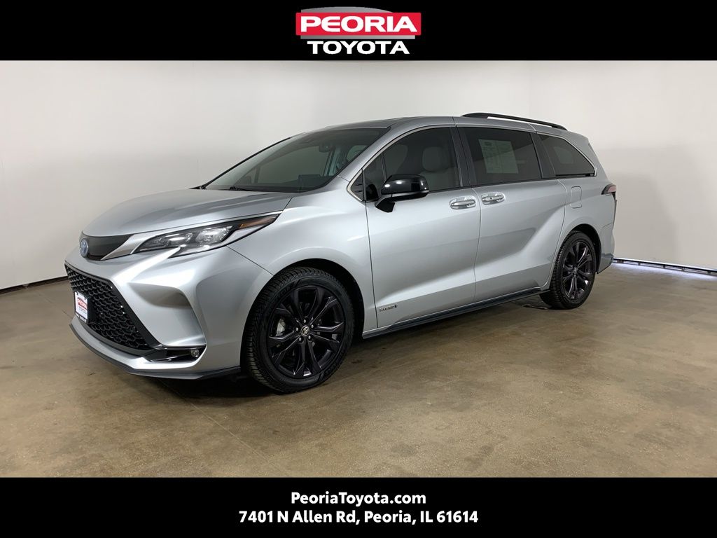 2021 Toyota Sienna XSE 7-Passenger FWD