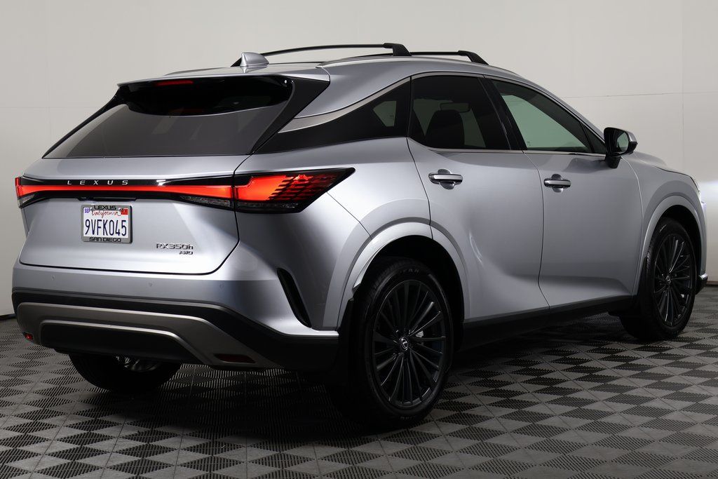 Thumbnail: 2025 Lexus RX - 4