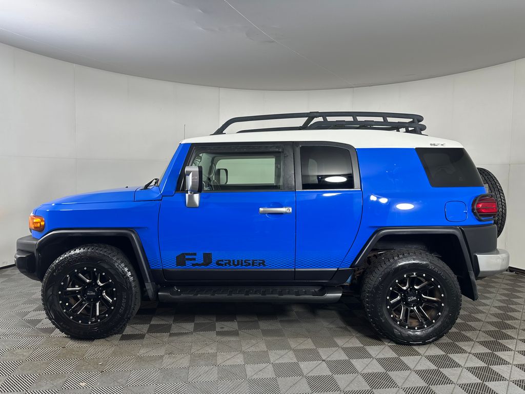 Photo 2 of 2007 Toyota FJ Cruiser Base